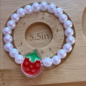 ‼️5/$25‼️Charming Pearl Bracelet with Strawberry Charm